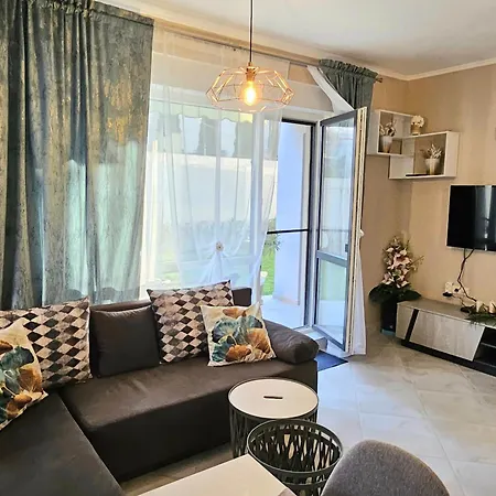 Gg Garden Deluxe Csernomorec