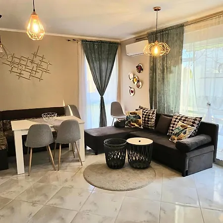 Apartman Gg Garden Deluxe *